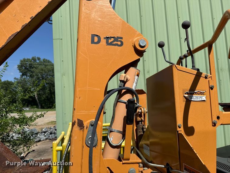 image for item ET6309 2004 Case 660 trencher