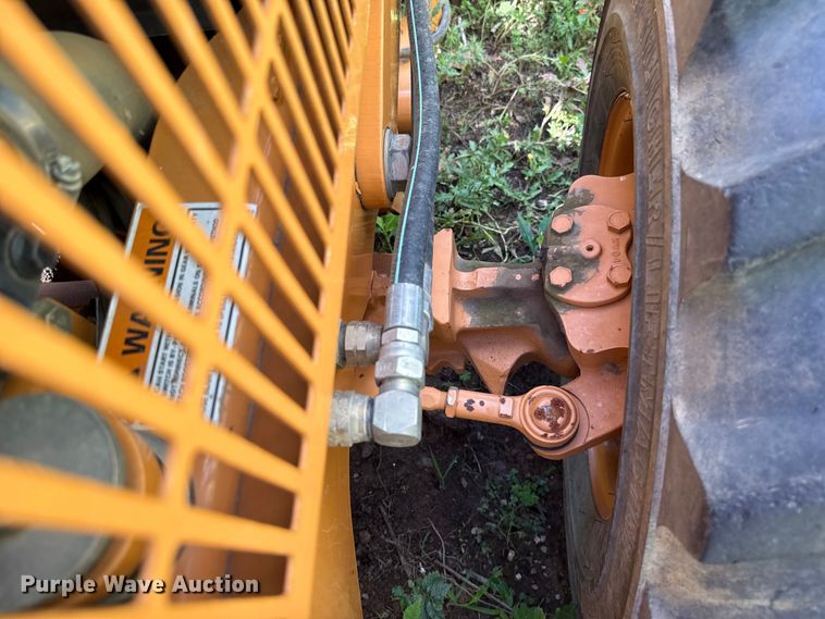 image for item ET6309 2004 Case 660 trencher