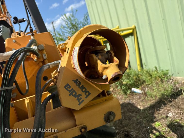 image for item ET6309 2004 Case 660 trencher
