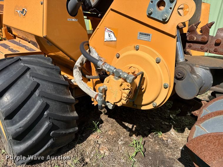 image for item ET6309 2004 Case 660 trencher