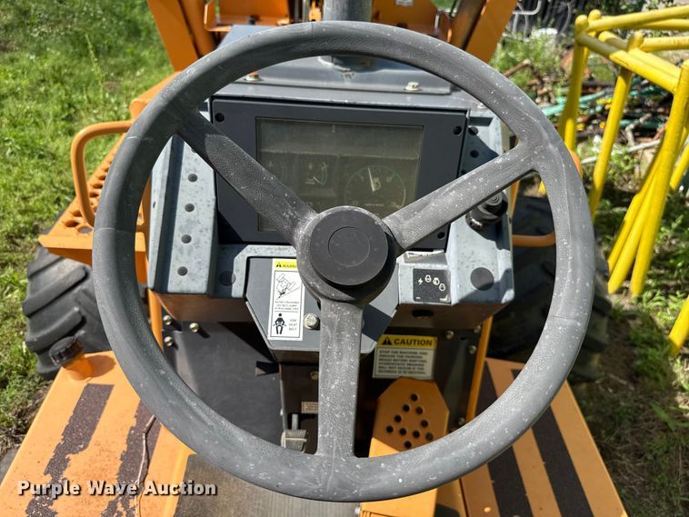 image for item ET6309 2004 Case 660 trencher