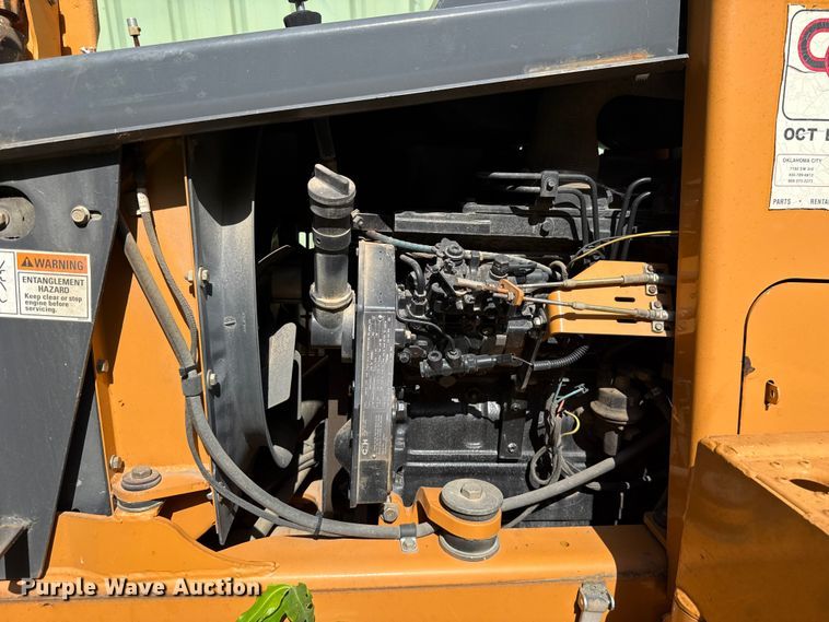 image for item ET6309 2004 Case 660 trencher