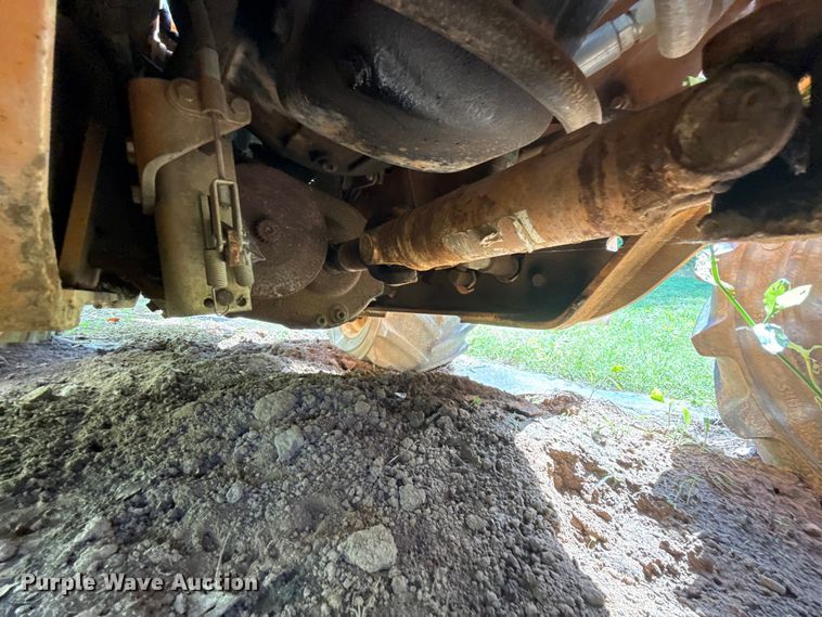 image for item ET6309 2004 Case 660 trencher