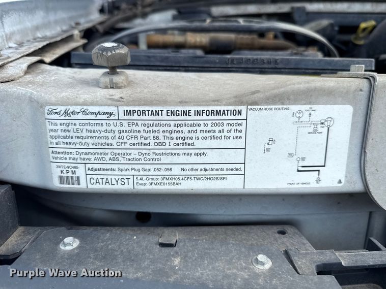 image for item ET6310 2003 Ford E350 van