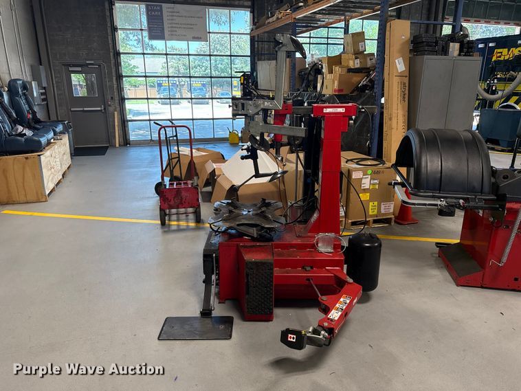 image for item ET6339 Hunter TCX57 tire machine