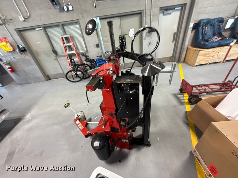 image for item ET6339 Hunter TCX57 tire machine