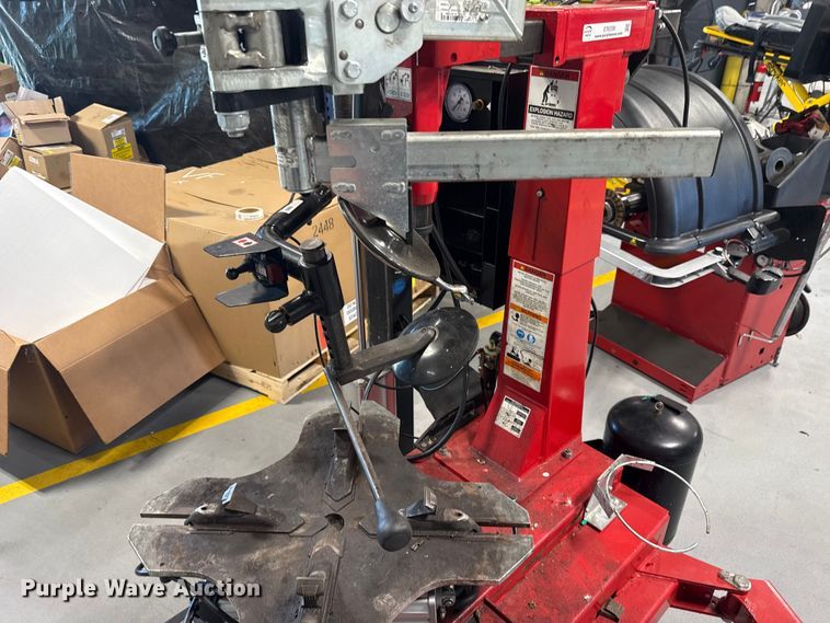 image for item ET6339 Hunter TCX57 tire machine