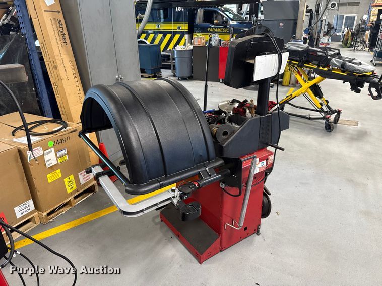image for item ET6340 Hunter DSP9200 wheel balancer