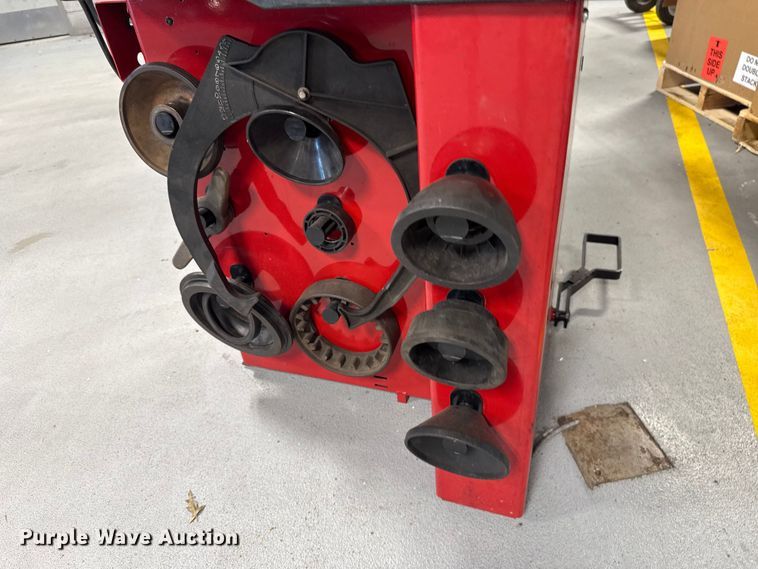 image for item ET6340 Hunter DSP9200 wheel balancer