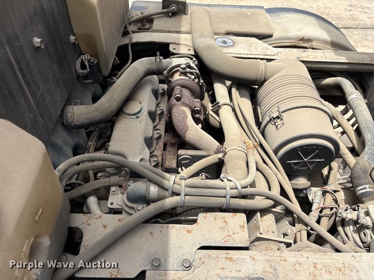 image for item EU0631 Bobcat Toolcat 5600 utility vehicle