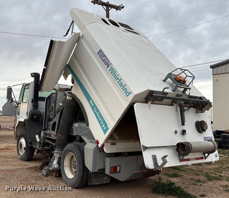 image for item EU4806 2003 Sterling SC8000 street sweeper truck