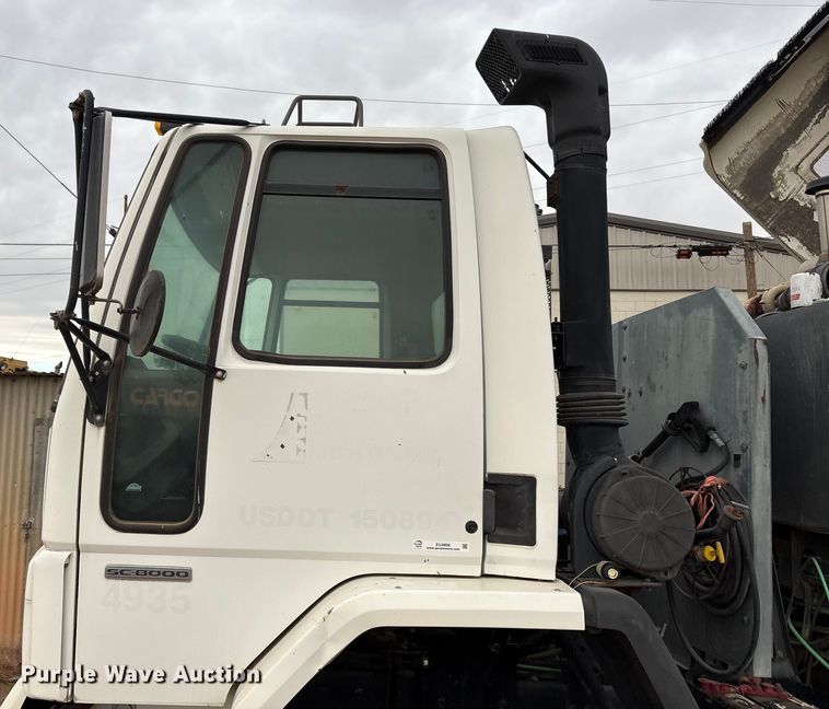 image for item EU4806 2003 Sterling SC8000 street sweeper truck