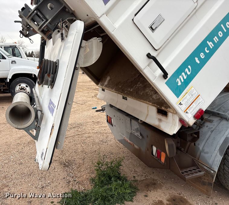 image for item EU4806 2003 Sterling SC8000 street sweeper truck