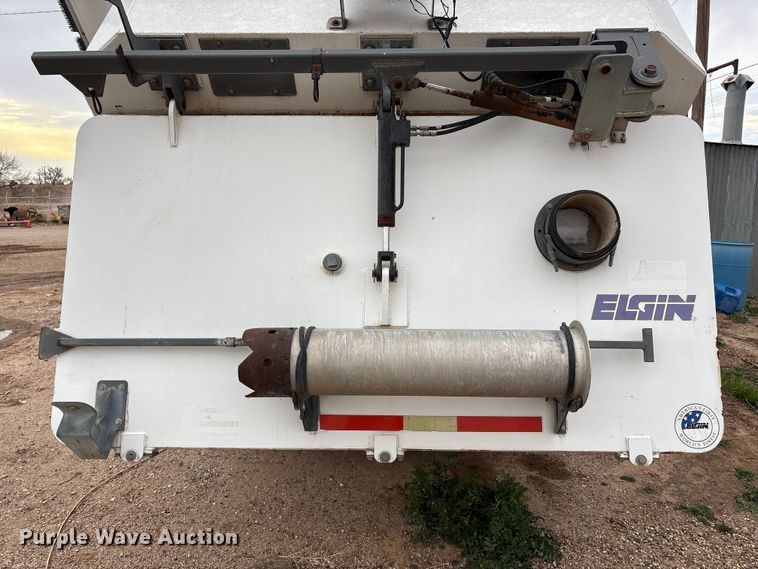 image for item EU4806 2003 Sterling SC8000 street sweeper truck