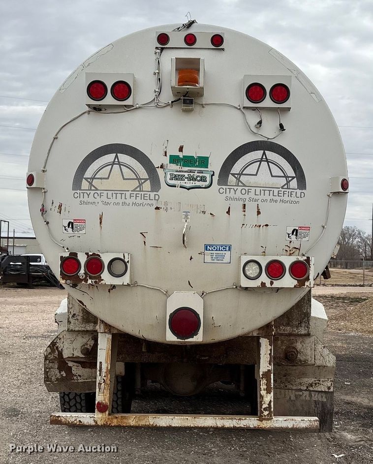 image for item EU4808 2014 Freightliner M2 refuse truck