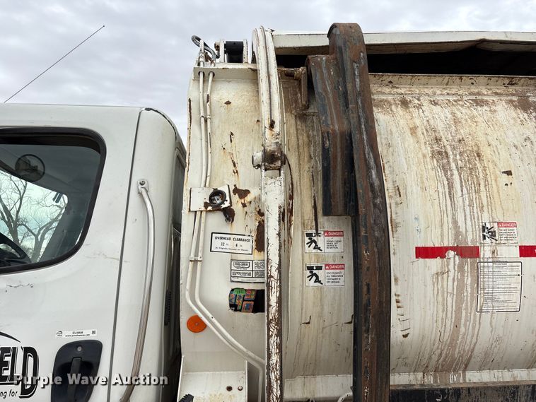 image for item EU4808 2014 Freightliner M2 refuse truck