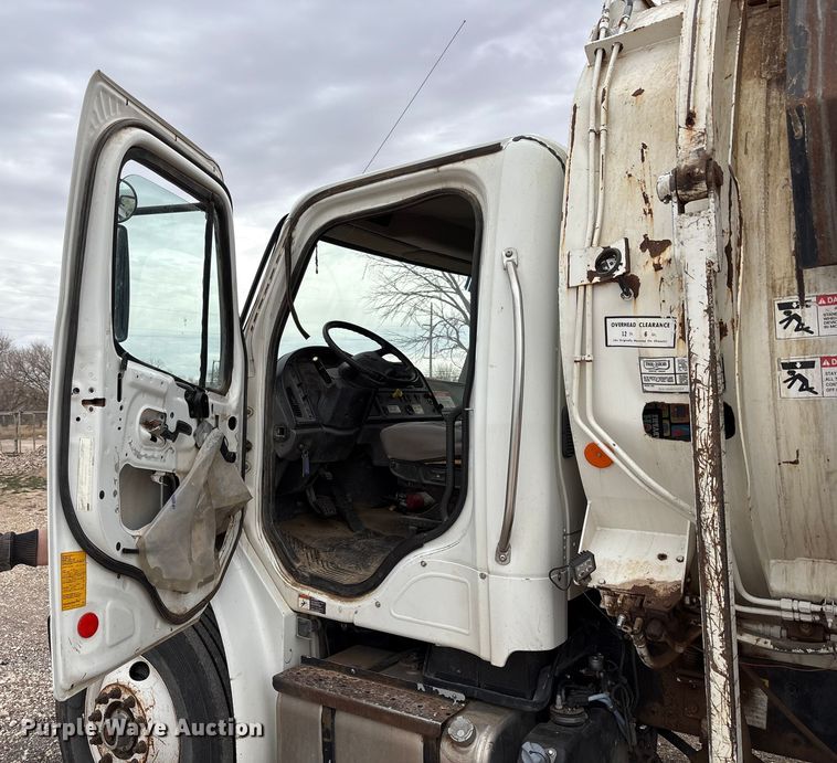 image for item EU4808 2014 Freightliner M2 refuse truck