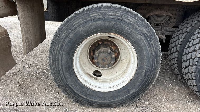 image for item EU4808 2014 Freightliner M2 refuse truck