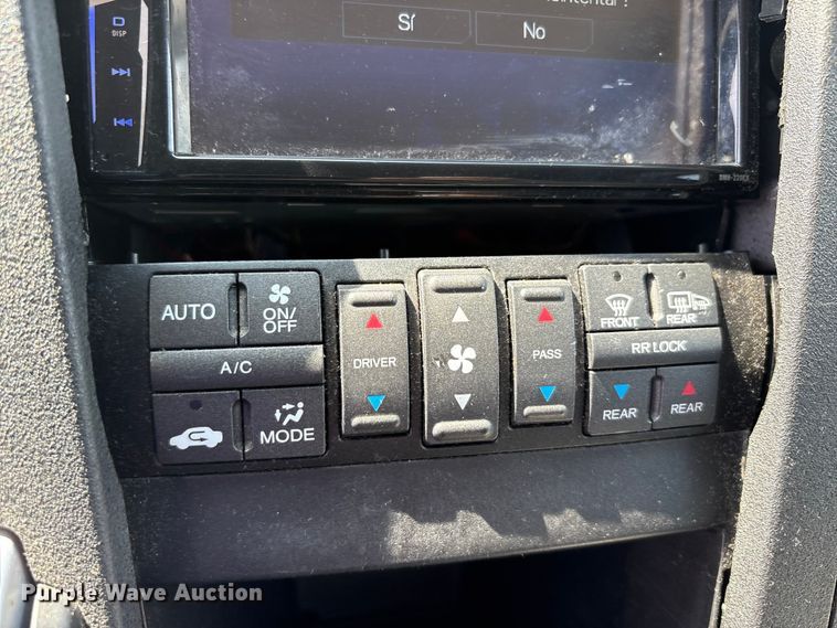 image for item EU5632 2011 Honda Pilot SUV
