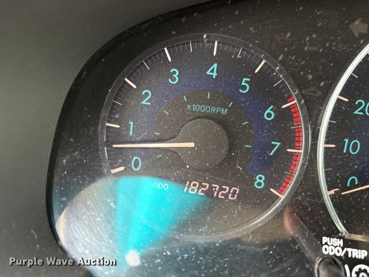 image for item EU5633 2006 Toyota Sienna van