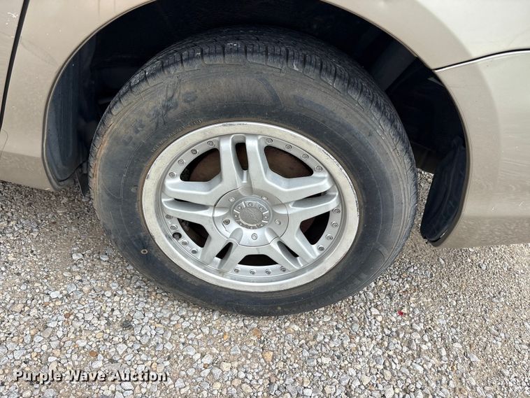 image for item EU5633 2006 Toyota Sienna van