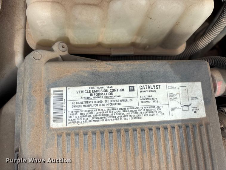 image for item EU5641 2006 Chevrolet Silverado 1500 Crew Cab pickup truck