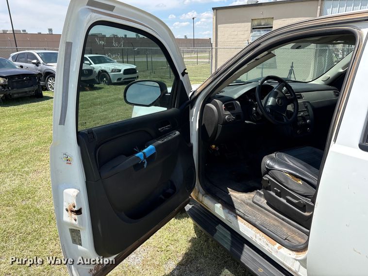 image for item EU5646 2014 Chevrolet Tahoe Police SUV
