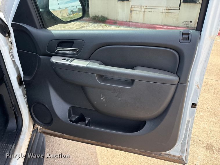 image for item EU5647 2014 Chevrolet Tahoe SUV