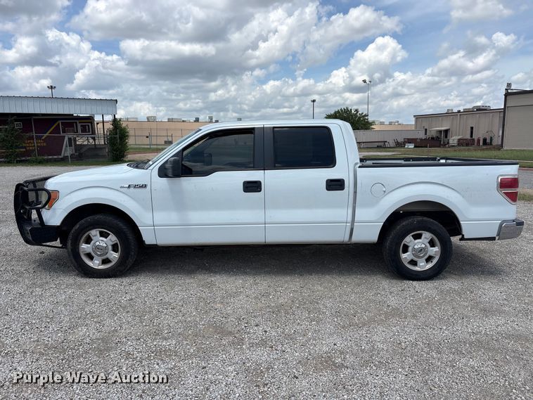 image for item EU5656 2010 Ford F150 Crew Cab pickup truck