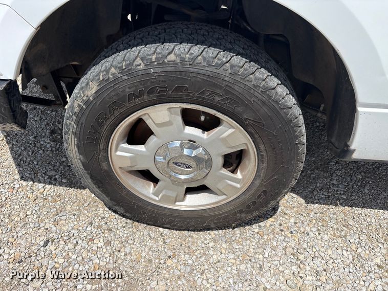 image for item EU5656 2010 Ford F150 Crew Cab pickup truck
