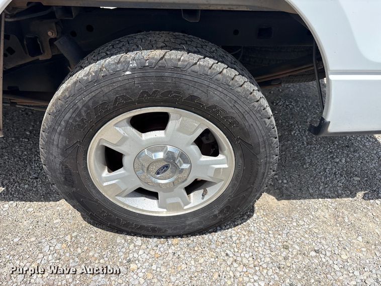 image for item EU5656 2010 Ford F150 Crew Cab pickup truck