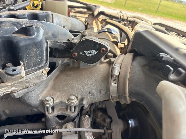 image for item EU5657 2015 Ford F250 Super Duty Crew Cab pickup truck