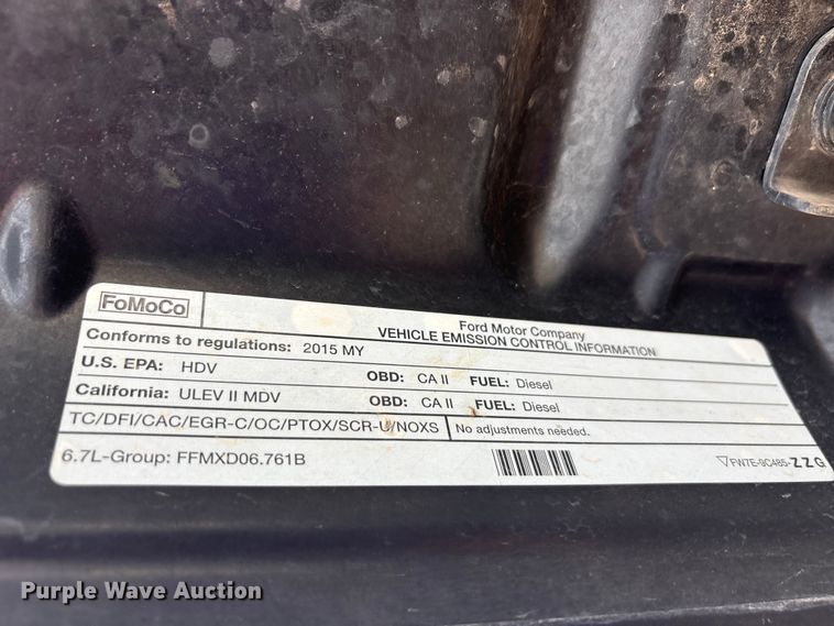 image for item EU5657 2015 Ford F250 Super Duty Crew Cab pickup truck