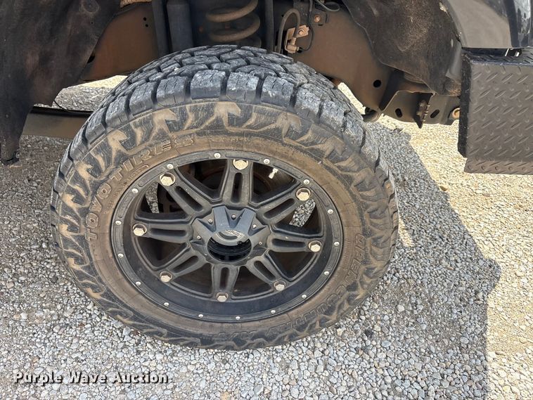image for item EU5657 2015 Ford F250 Super Duty Crew Cab pickup truck