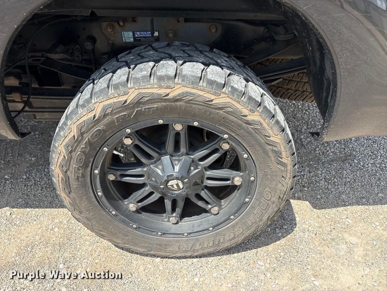 image for item EU5657 2015 Ford F250 Super Duty Crew Cab pickup truck