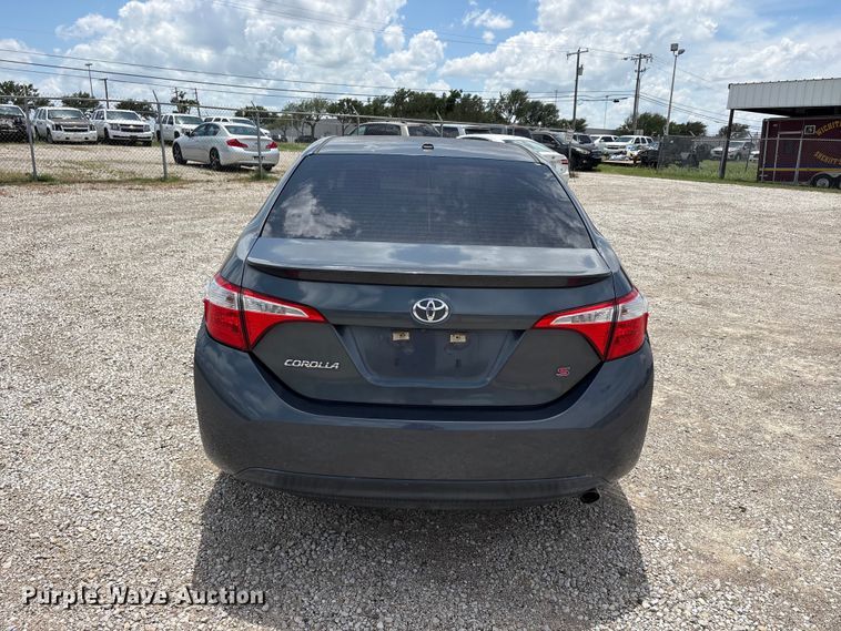 image for item EU5658 2015 Toyota Corolla 