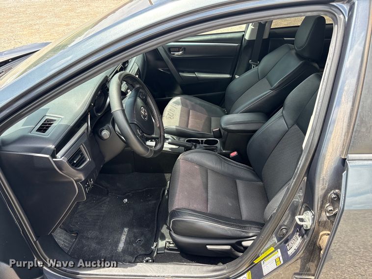 image for item EU5658 2015 Toyota Corolla 