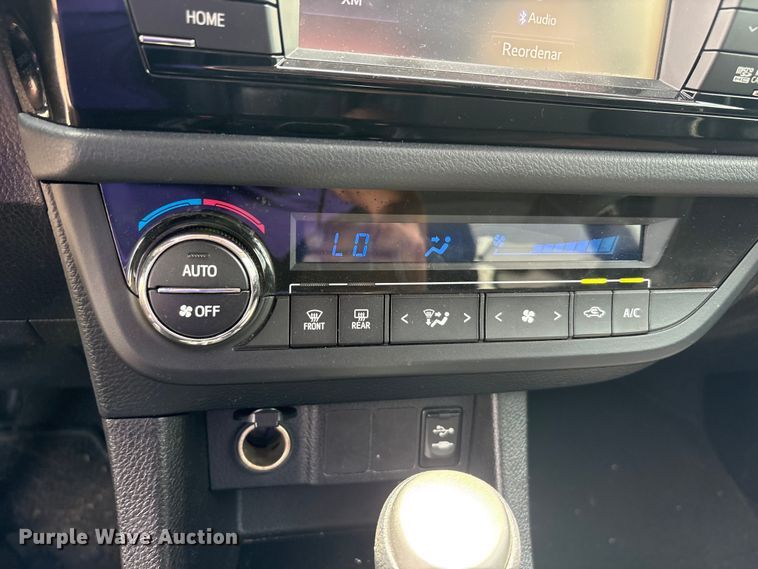 image for item EU5658 2015 Toyota Corolla 