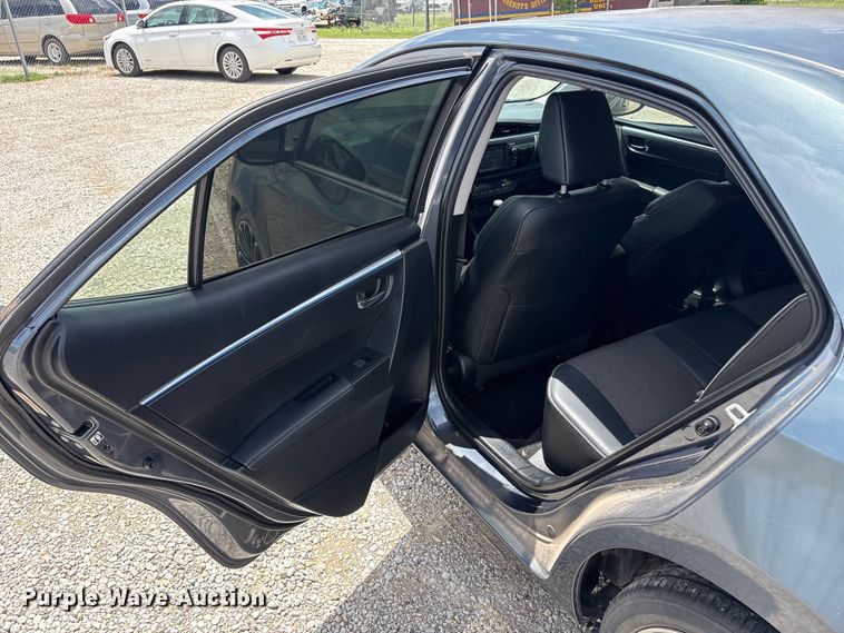 image for item EU5658 2015 Toyota Corolla 