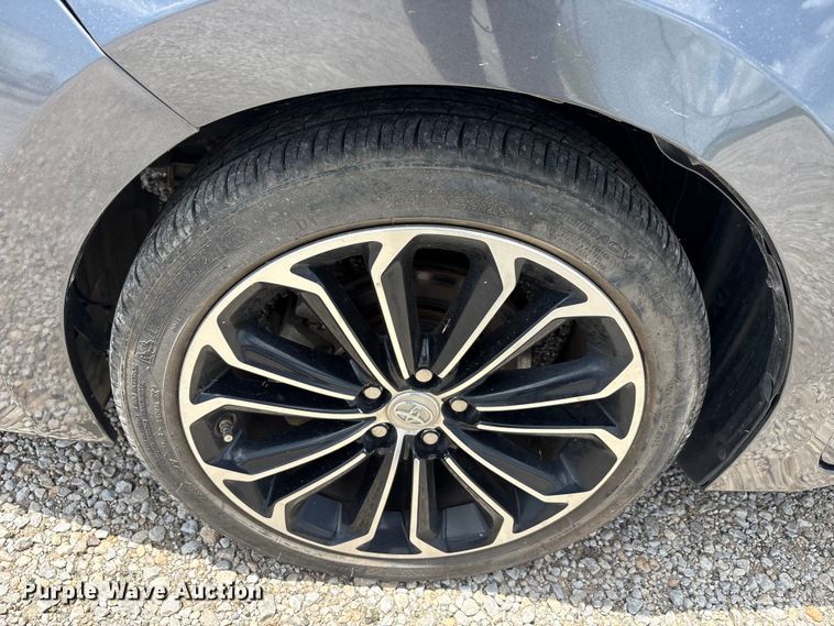 image for item EU5658 2015 Toyota Corolla 