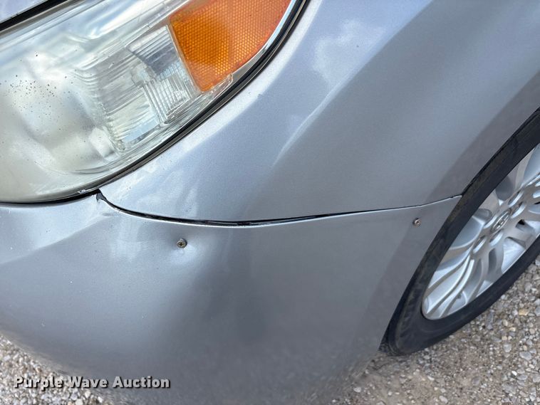 image for item EU5662 2013 Toyota Sienna van