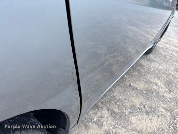 image for item EU5662 2013 Toyota Sienna van