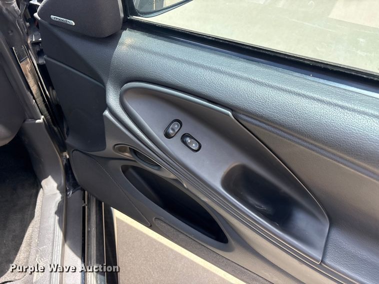 image for item EU5695 2003 Ford Mustang 