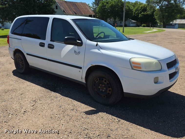 image for item EV2177 2008 Chevrolet Uplander LS van