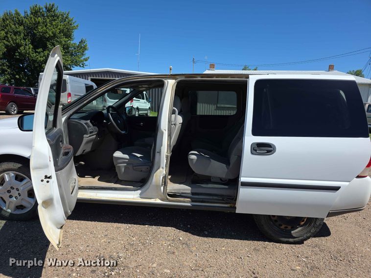 image for item EV2177 2008 Chevrolet Uplander LS van