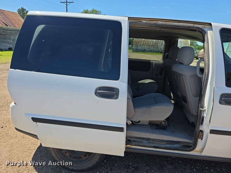 image for item EV2177 2008 Chevrolet Uplander LS van