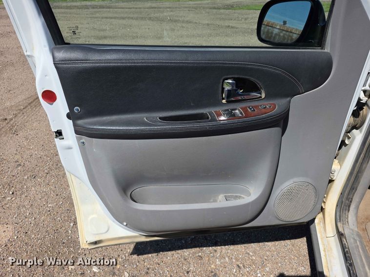 image for item EV2177 2008 Chevrolet Uplander LS van