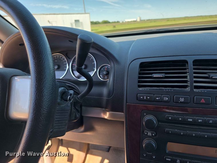 image for item EV2177 2008 Chevrolet Uplander LS van