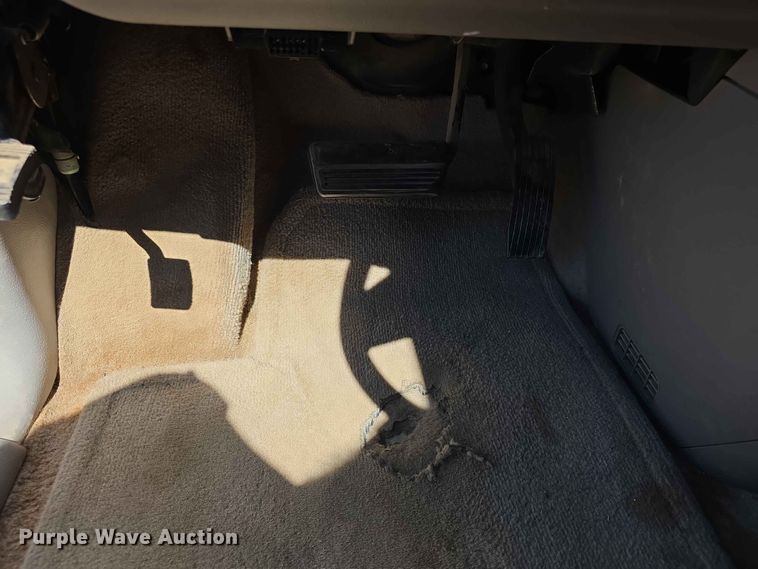 image for item EV2177 2008 Chevrolet Uplander LS van