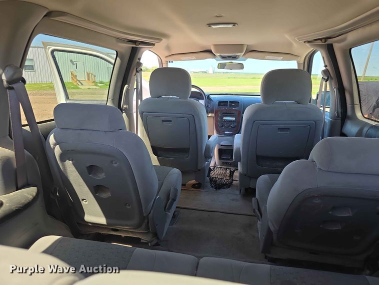 image for item EV2177 2008 Chevrolet Uplander LS van